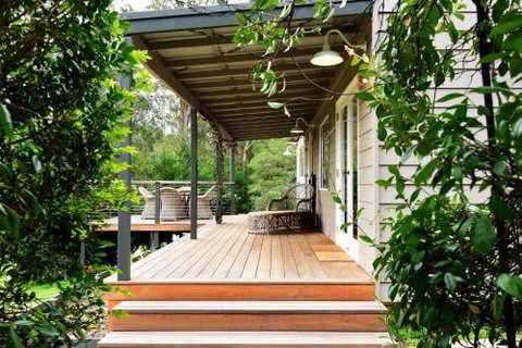 Maple Cottage - Accommodation Burleigh 5