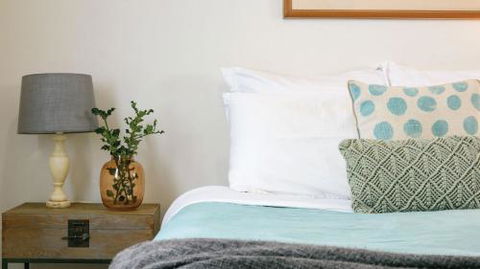 The Spa Cottage - Accommodation Burleigh 5