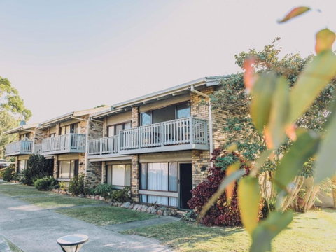 Ocean St. Holiday Apartment - Accommodation Burleigh 3