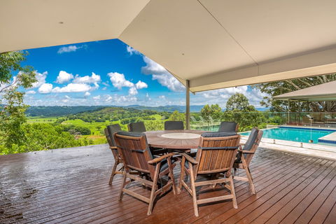 A PERFECT STAY Serene Myocum - Accommodation Burleigh 2