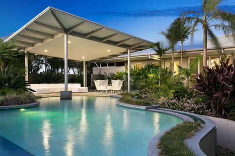 Your Luxury Escape - Horizon - Accommodation Burleigh 2
