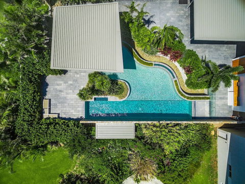 Your Luxury Escape - Horizon - Accommodation Burleigh 1