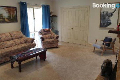 Heritage Bed & Breakfast - Accommodation Burleigh 0