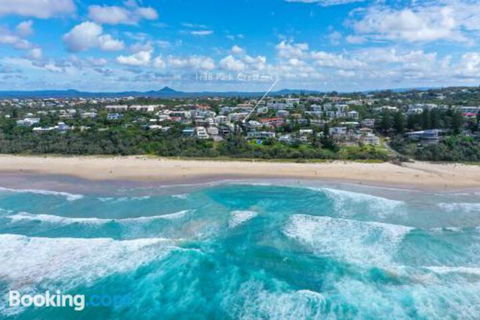 Ultimate Beachfront Living Sunshine Beach - Accommodation Burleigh 5