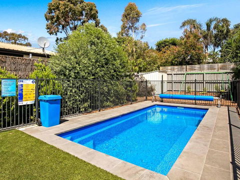 A Perfect Ten - Accommodation Burleigh 1
