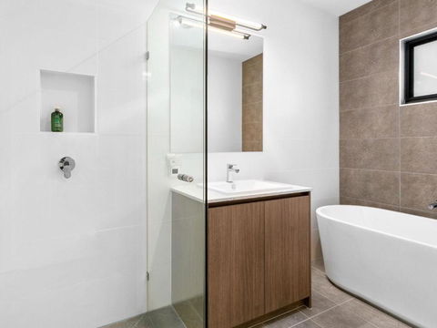 Alonda - Accommodation Burleigh 3