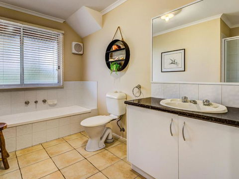 Art House - Accommodation Burleigh 1