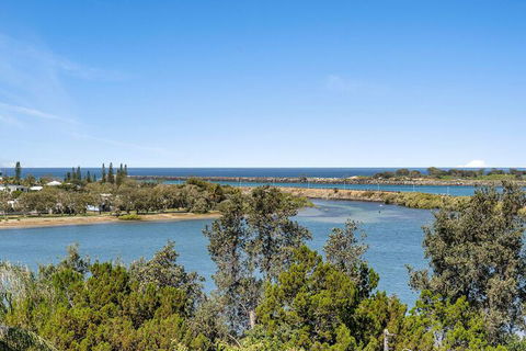 Shawhaven - Accommodation Burleigh 0