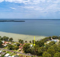 Four Loralyn on the water St. Georges Basin 4pm Check Out Sundays - Accommodation Burleigh