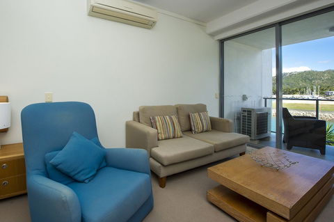 Blue On Blue Studio Room 1222 - Accommodation Burleigh 3