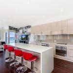 Auldys On East - Accommodation Burleigh 0