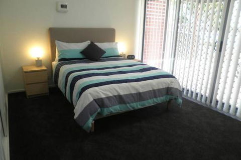 Almonta Apartments On The Water Front - Accommodation Burleigh 3
