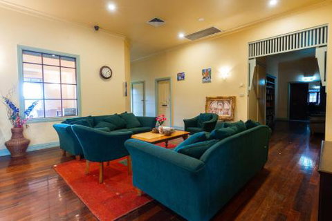 Acheron Valley Lakefront Cottages - Accommodation Burleigh 1