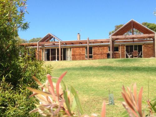West Bungawalbin ACT Accommodation Burleigh