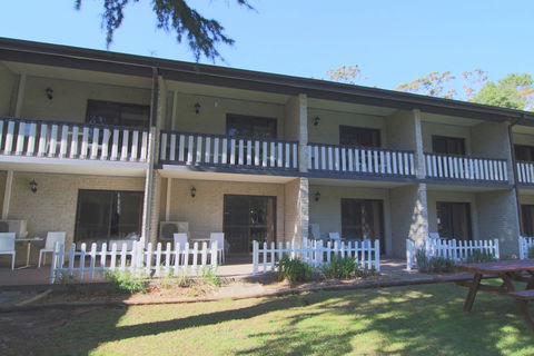 Ananda Wellness Retreat - Accommodation Burleigh 0