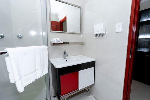 Ananda Wellness Retreat - Accommodation Burleigh 6