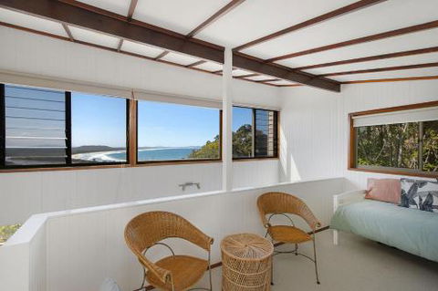 Valparaiso 23 Dulconghi Street - Accommodation Burleigh 3