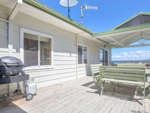 FRESHWATER Gerroa 4pm Check Out Sundays - Accommodation Burleigh 0