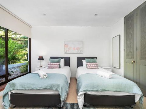 NORMANDIE PARK Exeter 4pm Check Out On Sundays - Accommodation Burleigh 4