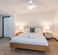 Comfortable Living Space Close to Foreshore  Cbd - Accommodation Burleigh
