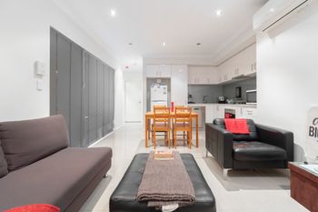Joondanna WA Accommodation Burleigh