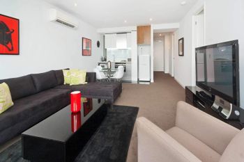 Location Views & Style - Accommodation Burleigh 4