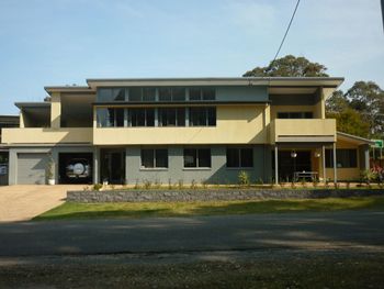 Bawley Break - Accommodation Burleigh 3