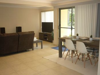 Bawley Break - Accommodation Burleigh 1