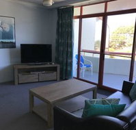 FATHOMS 19 - Accommodation Burleigh