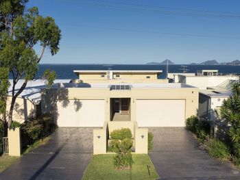 Soldiers Point Road 2 163 Seaside Splendour - Accommodation Burleigh 6