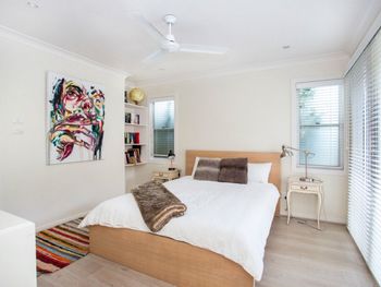 Pantowora - Accommodation Burleigh 6