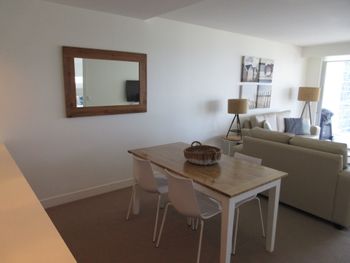 Eden - Accommodation Burleigh 6