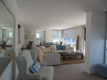 Eden - Accommodation Burleigh 1