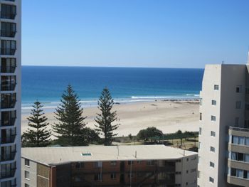 Eden - Accommodation Burleigh 4