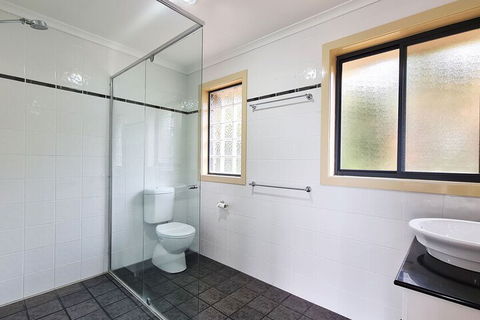 A Vista, Townhouse 1 - Accommodation Burleigh 4