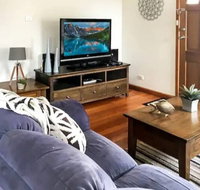 Rye Sleeps 10 Great Weekender - Accommodation Burleigh