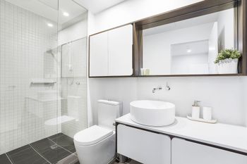 Nest At The Hill - Accommodation Burleigh 1