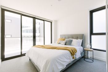 Super Spacious City View Apartments - Accommodation Burleigh 4