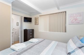 One Ocean - Accommodation Burleigh 5