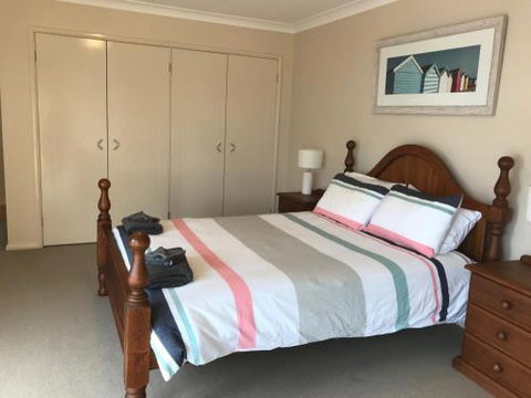 DAY DREAMING On DONLAN - Accommodation Burleigh 3