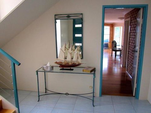 DAY DREAMING On DONLAN - Accommodation Burleigh 2