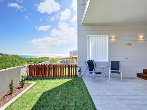 Ocean Views 41A Ocean Avenue - Accommodation Burleigh 1