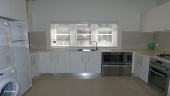 The Apartment Service LB001 - Accommodation Burleigh 1