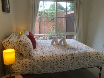 Australian Home Away Doncaster Elgar 2 - Accommodation Burleigh 1