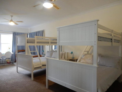 45 Golf Ave Superb Location - Accommodation Burleigh 3
