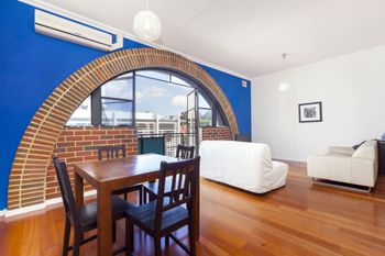 Stylish Inner City Apartment - Accommodation Burleigh 3