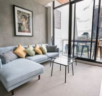Spacious Apartment Close to Melbourne CBD - Accommodation Burleigh