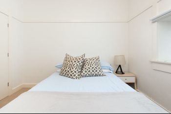 Bondi Beach Waterfront - Accommodation Burleigh 4