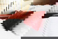 Evanslea Bed & Breakfast - Accommodation Burleigh 0