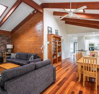 Kings Retreat - Accommodation Burleigh